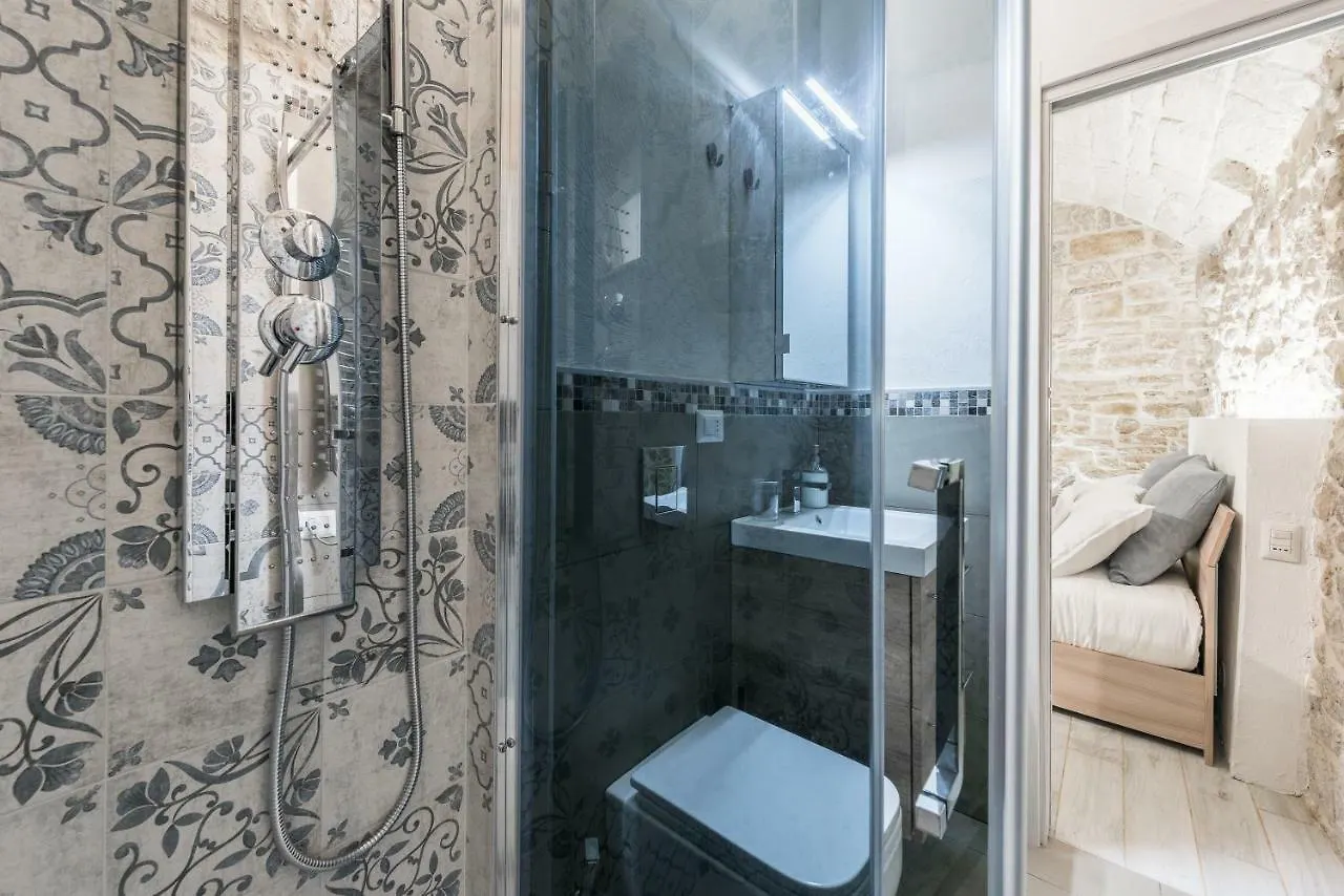 San Nicola Old Town Apartment Casatuabari Italien
