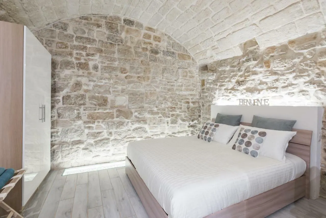 San Nicola Old Town Apartment Casatuabari Italien