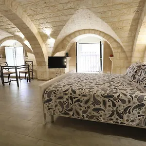 Apartament Due Passi Dal Borgo Antico 3, Bari
