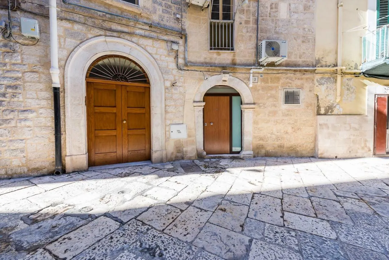 San Nicola Old Town Apartment Casatuabari Włochy